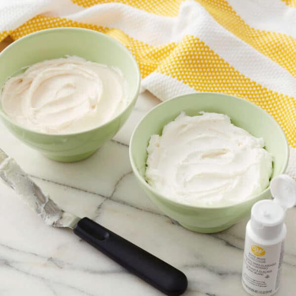 Wilton White-White Gel Food Coloring - Image 3
